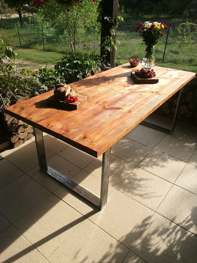 Table Made Of Solid Wood. Rustic Table For Dining Room, Kitchen & Living Room. Solid Hardwood. Steel Legs. Natural Finish