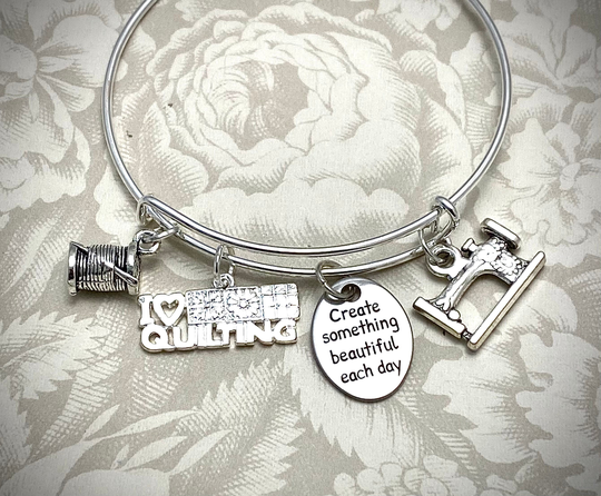 Qwb, Personalized Quilters Bracelet, Quilter Bangle, Quilt Charm, Gifts, Adjustable Sewing Machine I Love Quilting