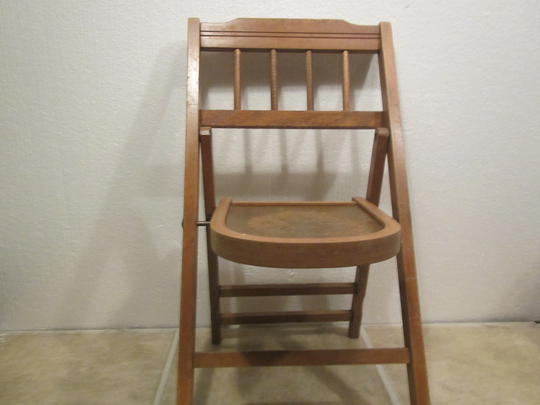 Vintage Wood Folding Child's Chair, Salesmans Sample ?? Mid Century Or Earlier