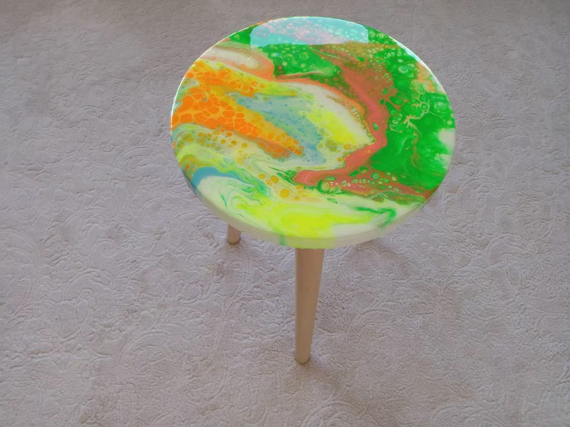 Colorful Resin Sofa Side Coffee Table, Modern Unique Green Bedside Boho Abstract Epoxy Wood Wooden End Cool Living Room Bedroom Center Table