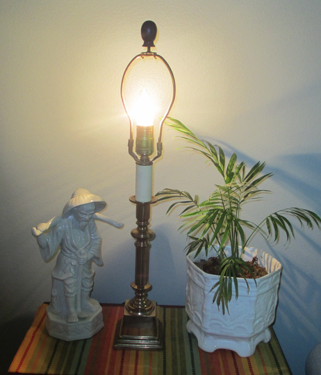 Brass Table Lamp, Solid Brass, Mid Century Lamp, 17.5 " High To Top Of Shade Socket