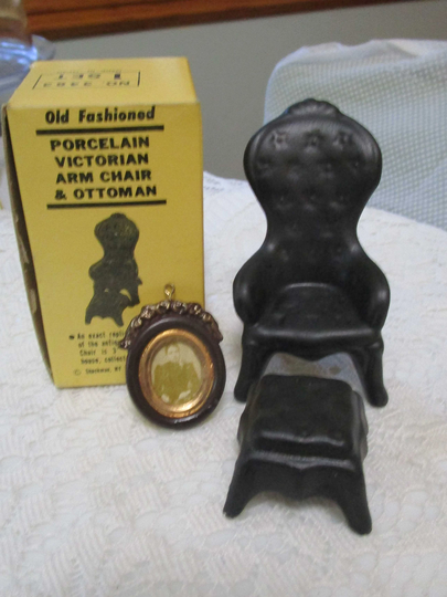 Shackman, Dollhouse Chair, Victorian Picture, Vintage Miniatures, Shackman Dollhouse, Lot #41