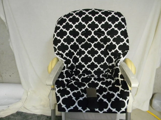 Polly High Chair Cover in Black & White