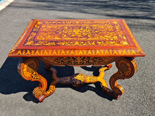 A Fine French Styles Side/Central Table With Unique Scrolled Legs. Unique Antique Style Table