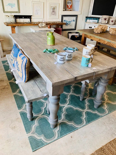 Farmhouse Table With Chunky Turned Leg & Two Bench Option, Minwax Stain Handmade Dining Set, Kitchen Set | Quick Lead Time