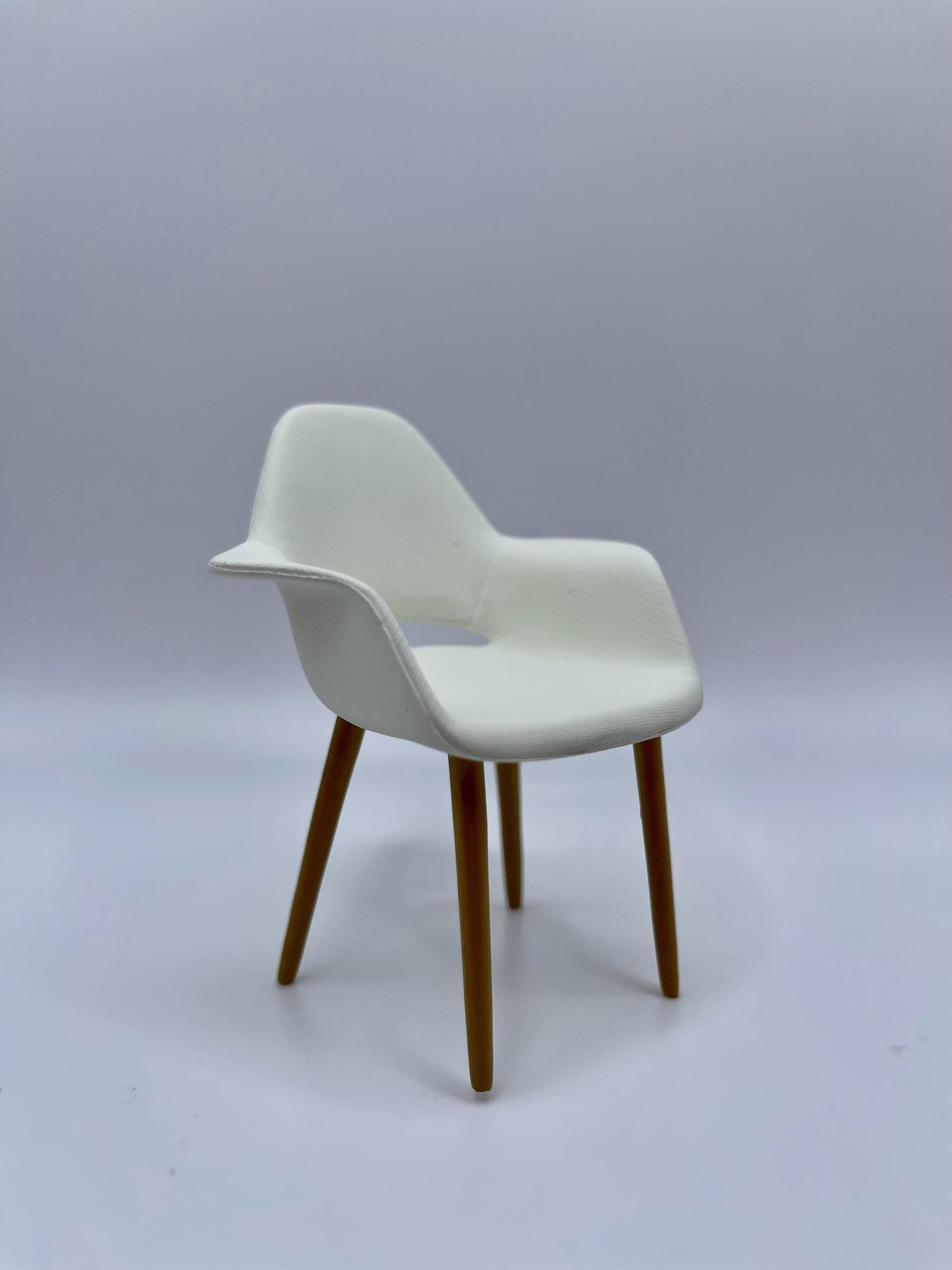 Miniature 112 Scale Mcm Chair - Design Interior Collection Volume 2 Eames & Saarinen Organic Armchair No. Mini White
