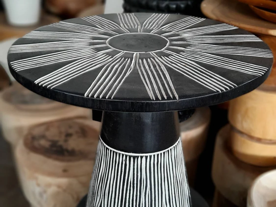 Kelly Black & White End Table Furniture