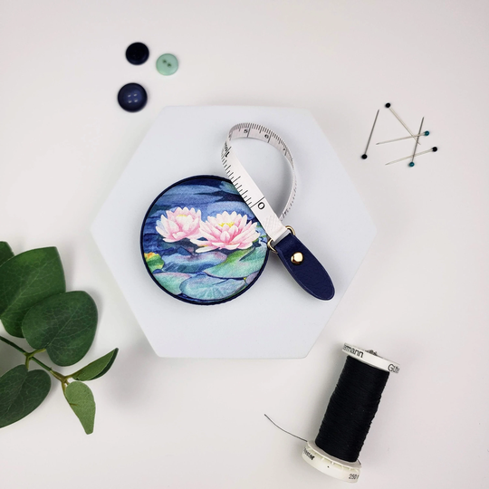 Pink Water Lily Retractable Tape Measure, 60 Inch/150 Centimeter Flexible Measuring Tape, Floral Easy Retract Pocket/Purse Measure