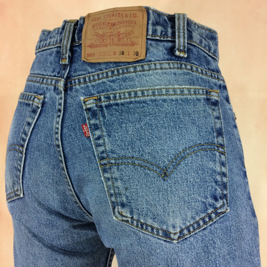 Size 32 Vintage Levis 505 Women's Jeans W32 L29 Medium Wash Mom Fit High Rise 90's Distressed Boyfriends Waist 32"