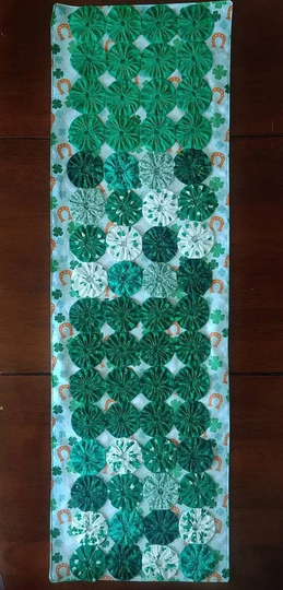 st. Patricks Day Table Runner, Vintage Yo Quilt Pieces, Shamrocks, Decor