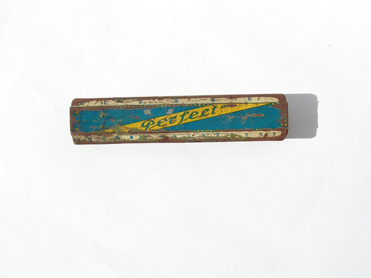 Vintage Metal Pen Box Pencil Case Rust Iron Pen Holder Small Perfekt Painted Pencil Student School Supplies