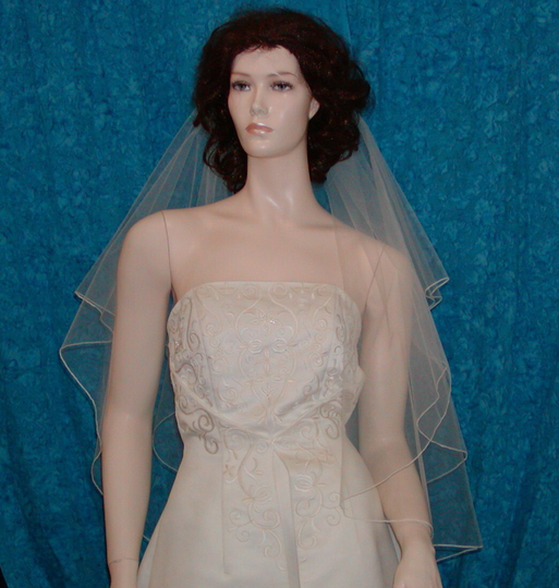 2 Tier Fingertip Bridal Wedding Veil Circle Cut Bridal Veil Finished With A Delicate Pencil Edge Sale