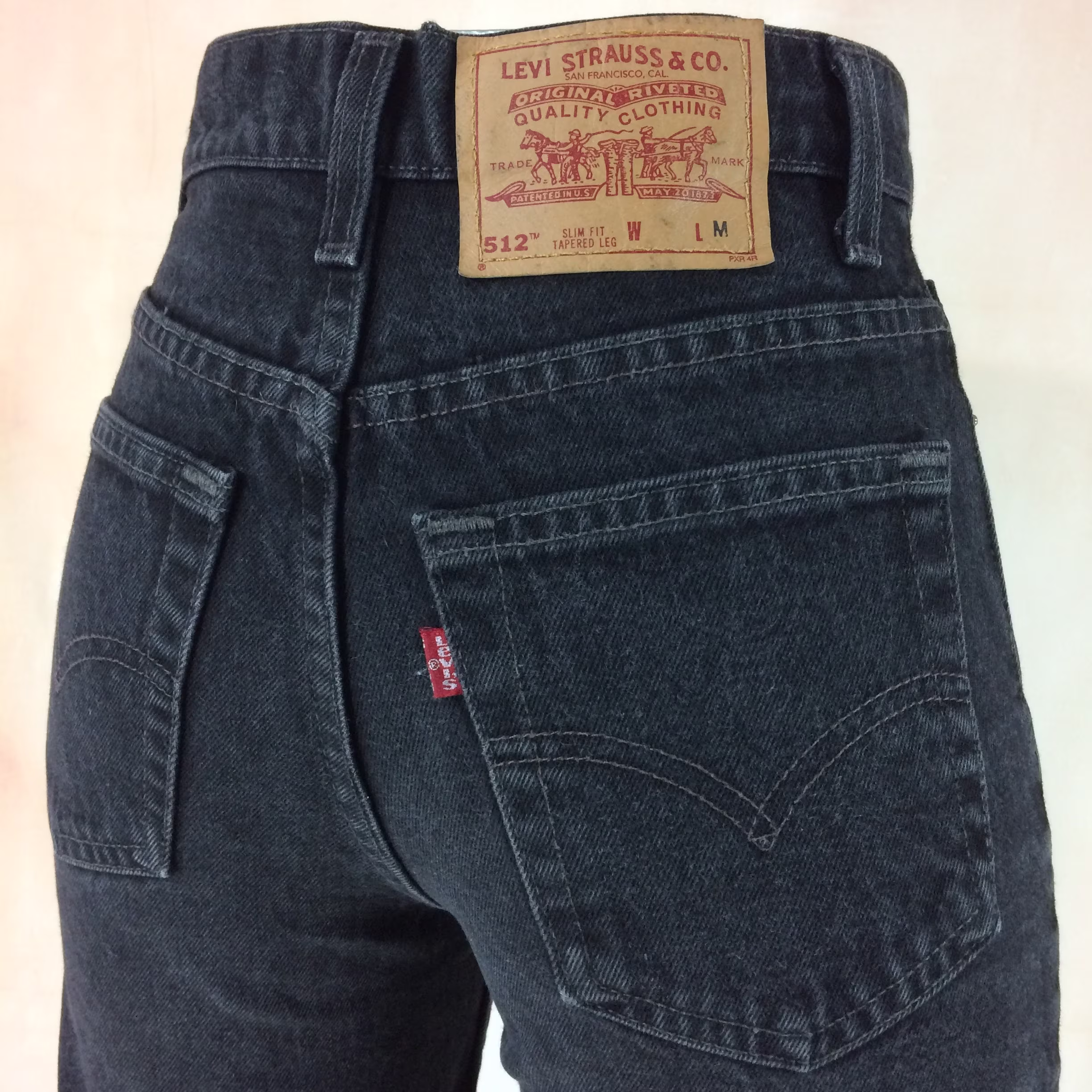 Size 25 Vintage Levis 512 Black Wash Women's Jeans W25 L30 High Waisted Slim Fit Tapered Leg 90's Classic Mom Waist 25" Xs
