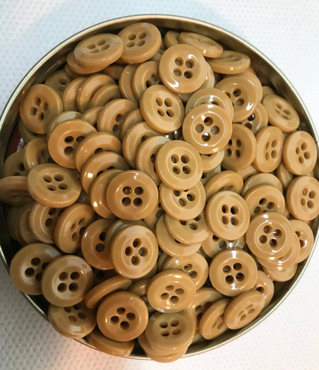 Caramel Colored Button, Buttons Buttons, 4 Hole Lot Of 10-50-100-500 Buttons - Internal 1/2" | 12.4mm