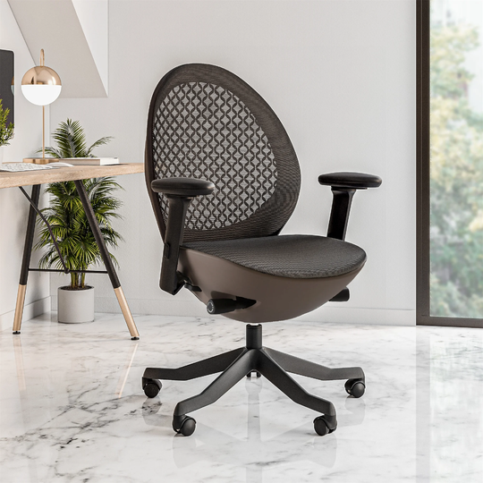 Shell-shaped Back Executive Office Chair with 3D Padded Arms