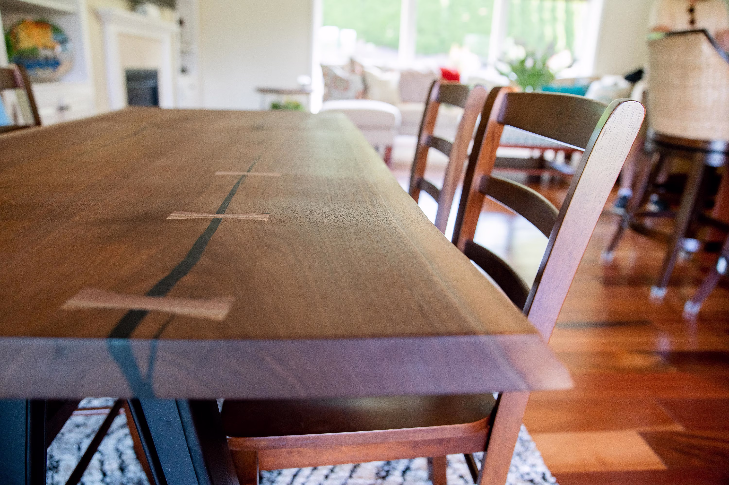 Walnut Dining Table & Bench, Solid Wood Table, Kitchen Rustik Farmhouse Dine Live Edge Dining Table