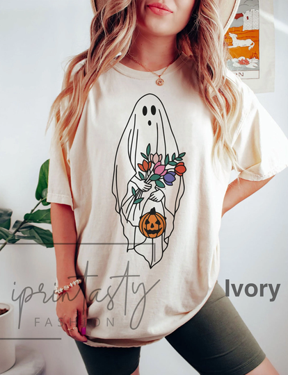 Comfort Colors® Halloween T-Shirt, Cute Floral Ghost Shirt, Retro Fall Vintage Iprintasty Halloween