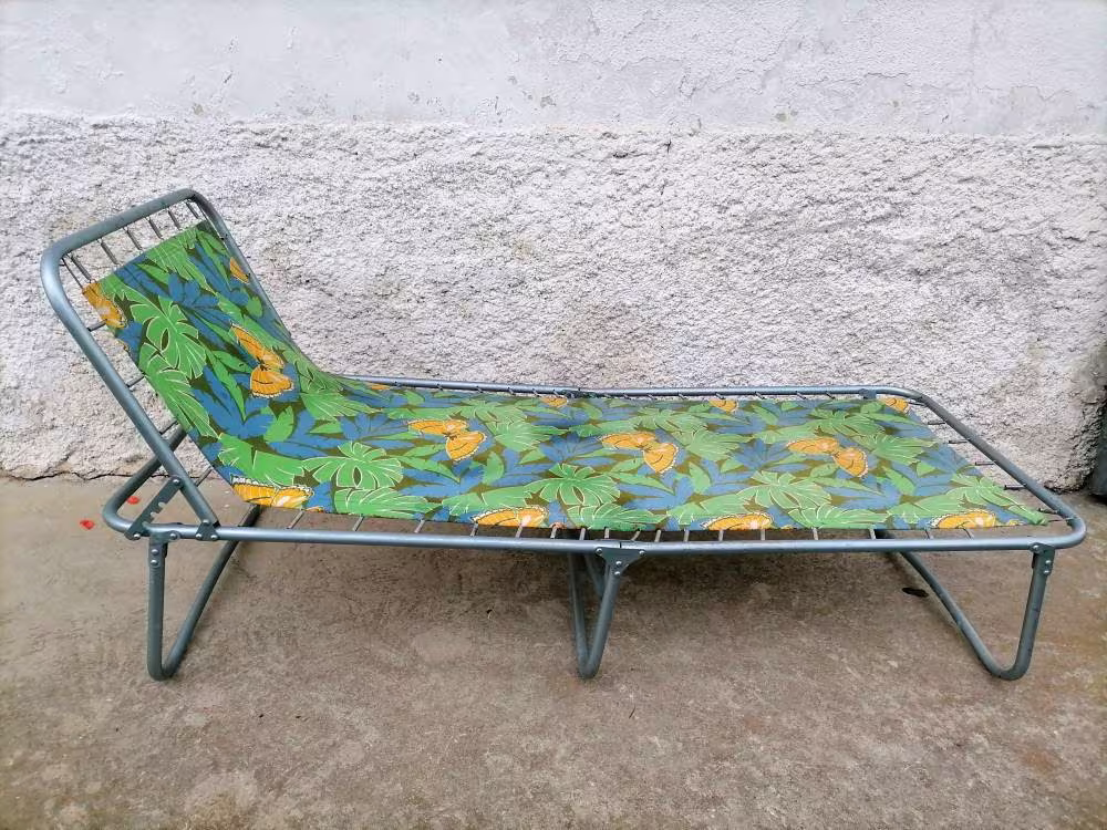 Vintage 1 Of 2 Patio Chairs/ Retro Deckchairs/Folding Flower Beach Canvas Deck Portable Resting Chairs/Old Chair/70S