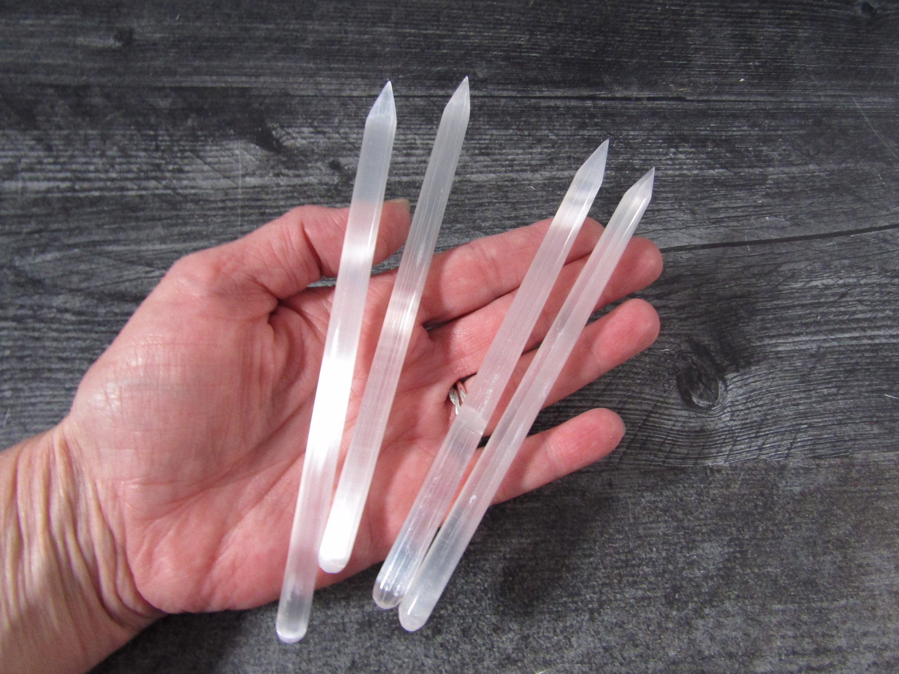 Selenite 5.5 Inch +/ - Thin Pencil Wand Sl94