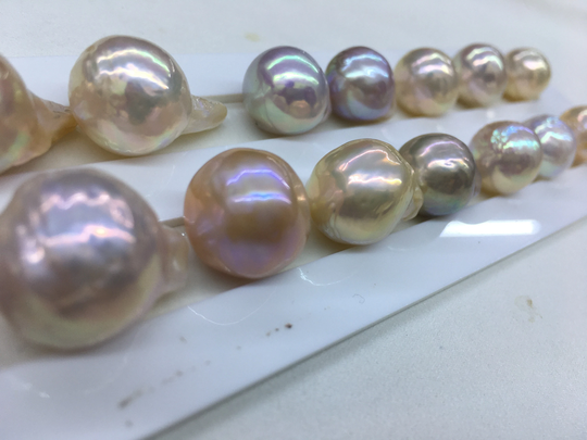Natural Mixed Color Irregular Pearl With Metallic Tone, Sezb016
