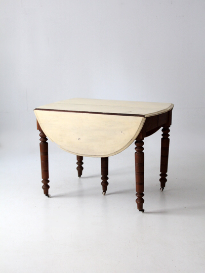 Antique Drop Leaf Table With Fifth Leg