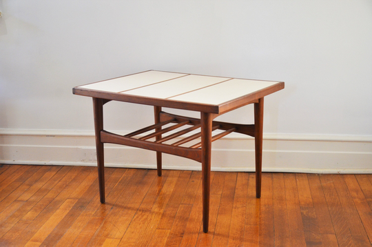 Vintage Danish Modern Side Table With White Laminate Sectioned Top & Slat Shelf, 1960S