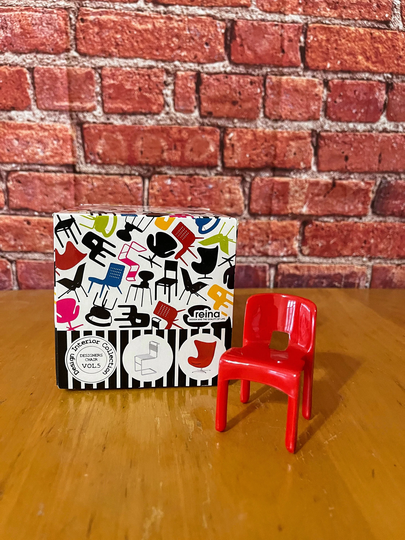 Red Joe Colombo Universale Plastic Chair Mini Design Interior Collection Designer's Volume 5 No.5 Miniature