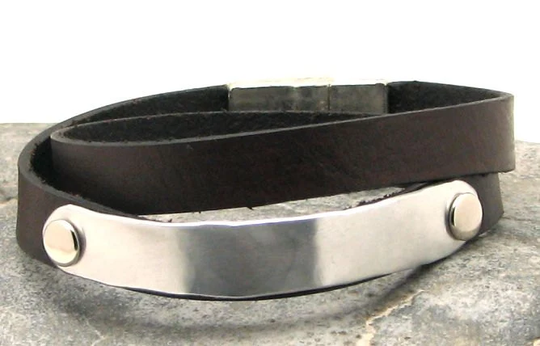 Men's Leather Bracelet. Black Flat Wrap Men's Bracelet With Hammered Metal Work & Silver Plated Magnetic Clasp