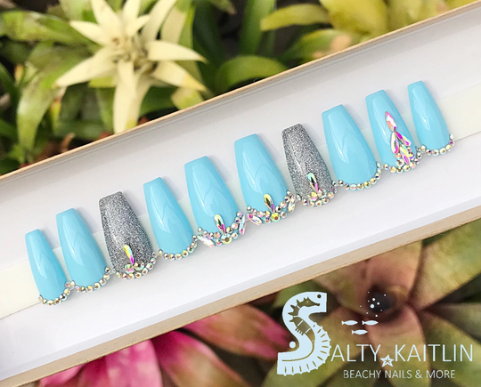 Seas The Day Gel Press On Nails