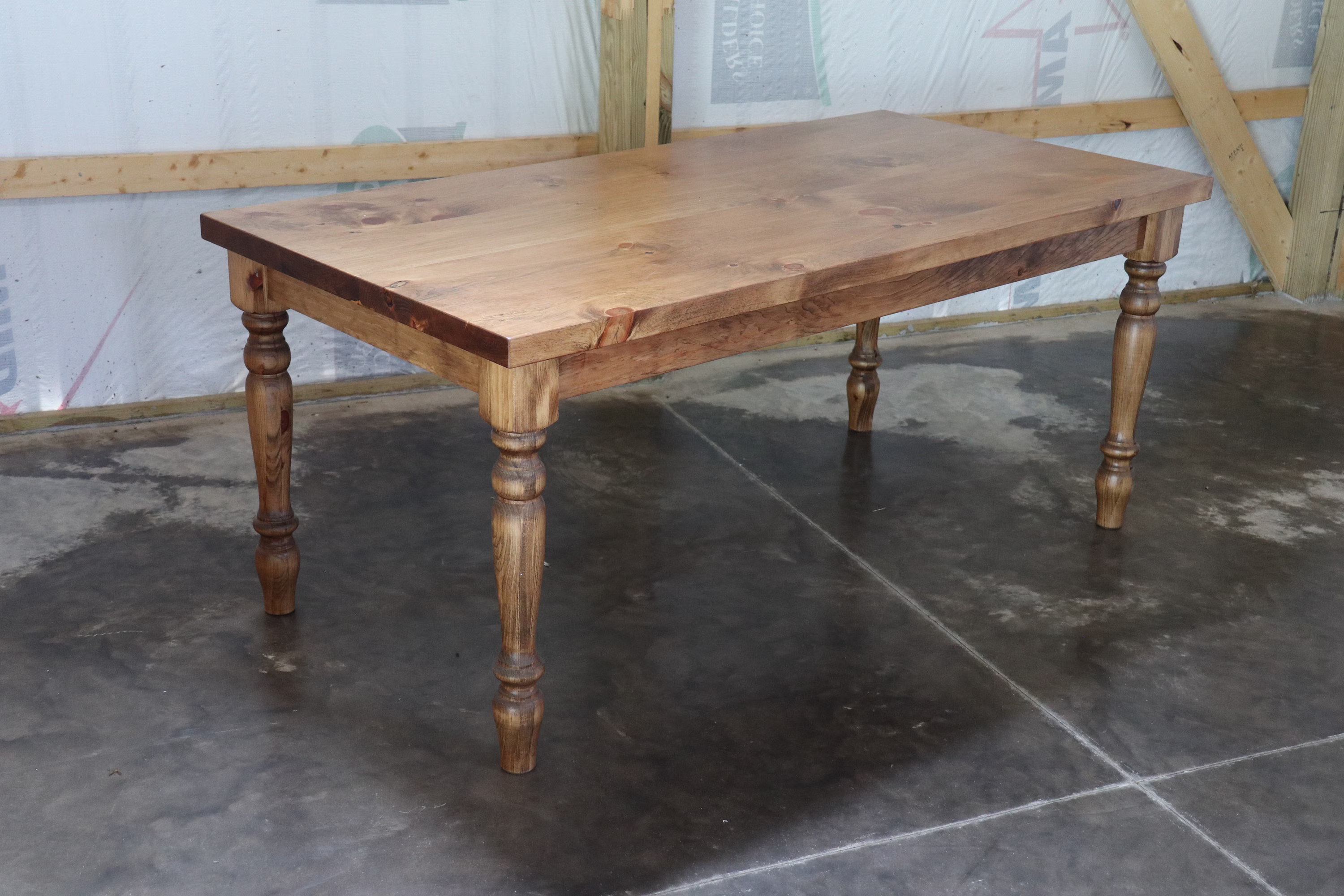 Farmhouse Dining Table, Pine Wood Turned Legs, Style