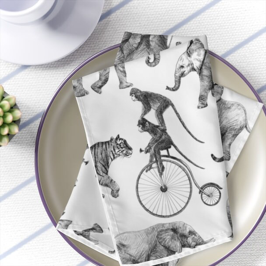 Safari Animals Table Napkins Black & White African Dinner Napkins Set Of 4 Vintage Kitchen Decor Exotic Tiger Elephant Monkey
