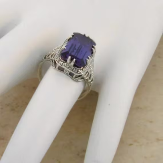 Vintage Estate 8 Carat Color Changing Alexandrite Solitaire Filigree Ring in 925 Solid Sterling Silver 071