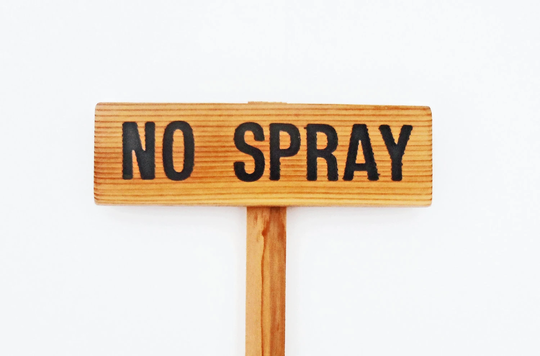 No Spray Sign, No Spray Zone, Pesticide Free Area, Outdoor Warning Marker, Yard Art, Driveway Garden Lawn Signage