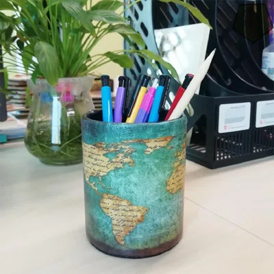 Ayvion Pen Holder