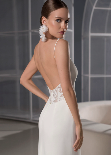 Simple Minimalist Short Knee Length Pencil Skirt Style Sleeveless Wedding Dress Bridal Gown With Lace Open Back Spaghetti Straps Crepe