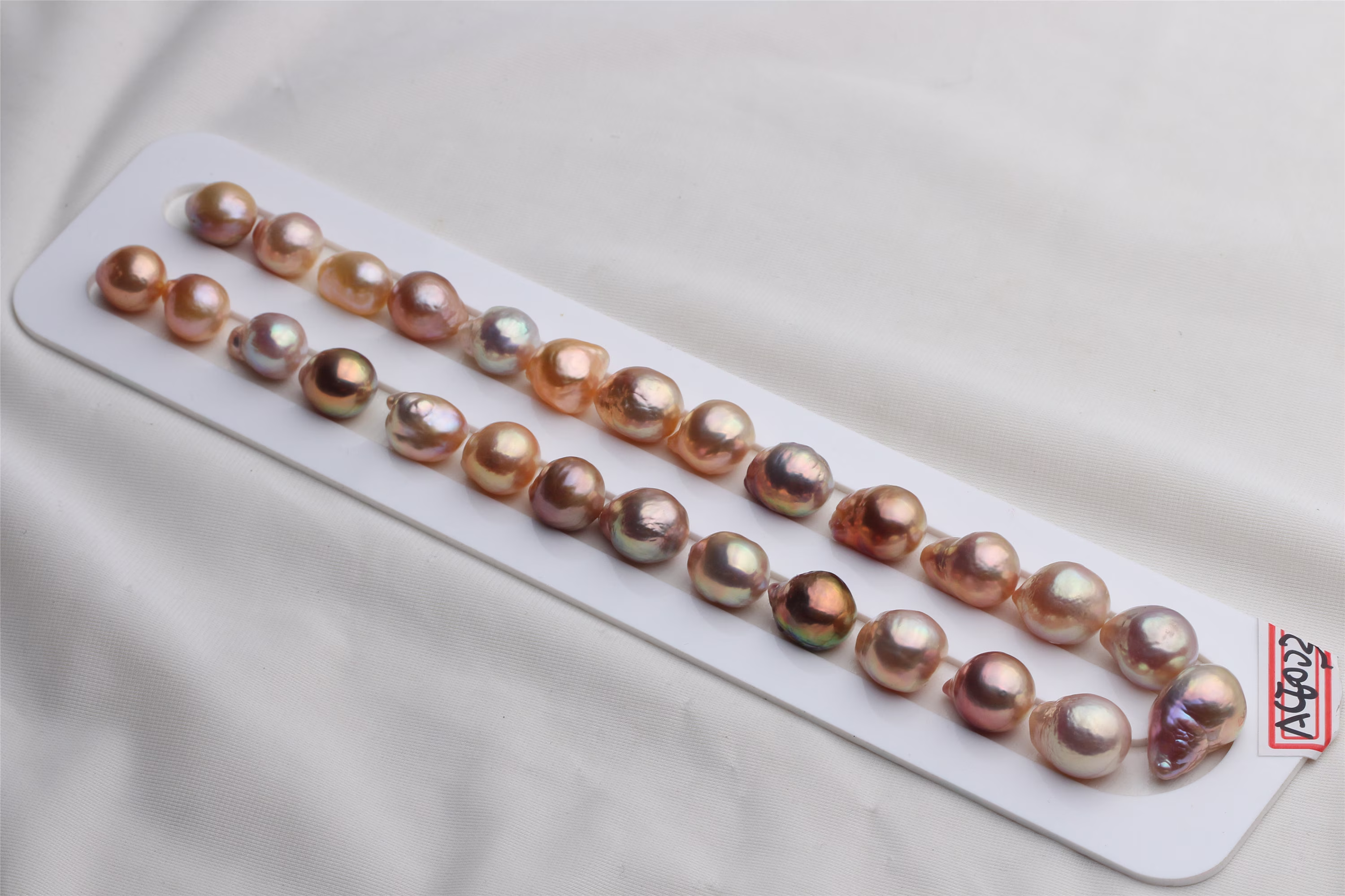 Natural Metallic Color Tailed Baroque Freshwater Pearls, Ace003