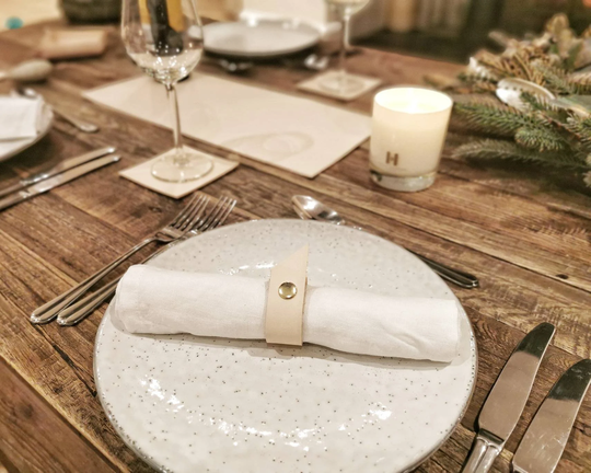 Table Decoration Set | For 4 Leather Napkin Rings, Center Piece, Coasters & Leather Dish. Christmas Table Dressing