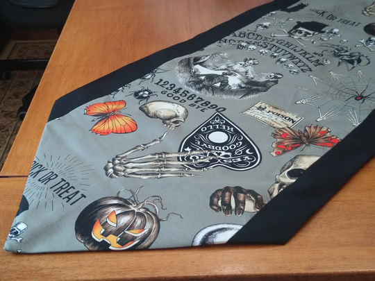Halloween Spirit Summoning Table Decor; Centerpiece; Runner