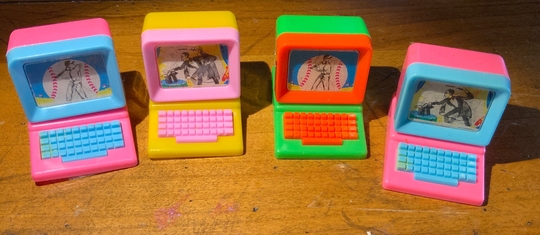 Miniature 1980's Desktop Pc Computer Plastic Pencil Sharpener/Wiggle Screen