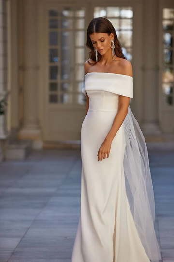 Off The Shoulder Fitted Mermaid Wedding Dress Minimalist Bridal Gown With Train Modern Fit & Flare Crepe Open Back Alice