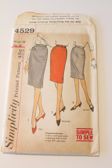 Vintage Simplicity Pattern, 4529 Simple To Sew Pencil Skirt, High Waisted Skirt With Back Vent