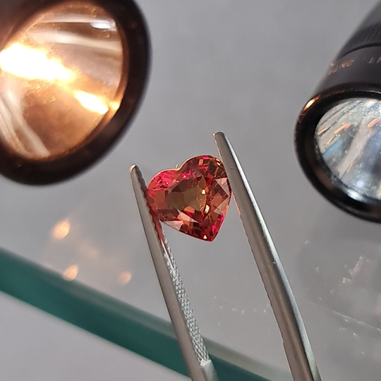 Natural Color Change Garnet, Golden Brown - Maroon Red, 3.14Ct. Heart Shape Gem. Rare Color. Cd282