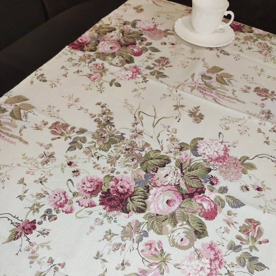 Flowers Table Runner, Waterproof Teflon Yable Tunner, Dirty-Proof Tablecloth, Square Cloth Flowers