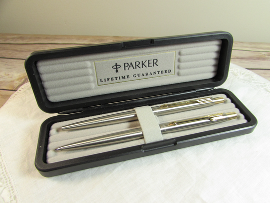 Parker Classic Stainless Gold Trim Ball Point Pen Mechanical Pencil Set