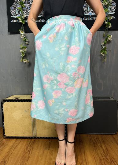 Pastel Floral Skirt | Vintage 80's Summer Pencil With Pockets Size Small 28" Waist
