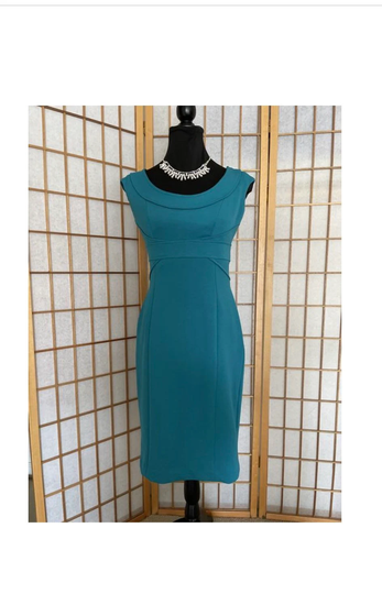 striking 90S Fitted Summer Dress By Maggie Of London With Boatneck, Cinched Waist & Pencil Skirt in Deep Blue Green Gold Metal Zipper