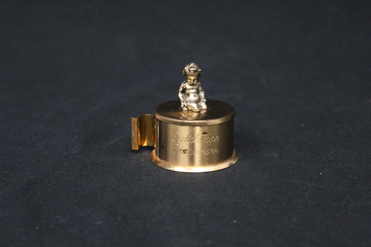 Vintage Angel Cherub Goldtone Plated Engraved Scotch Tape Dispenser | V6400