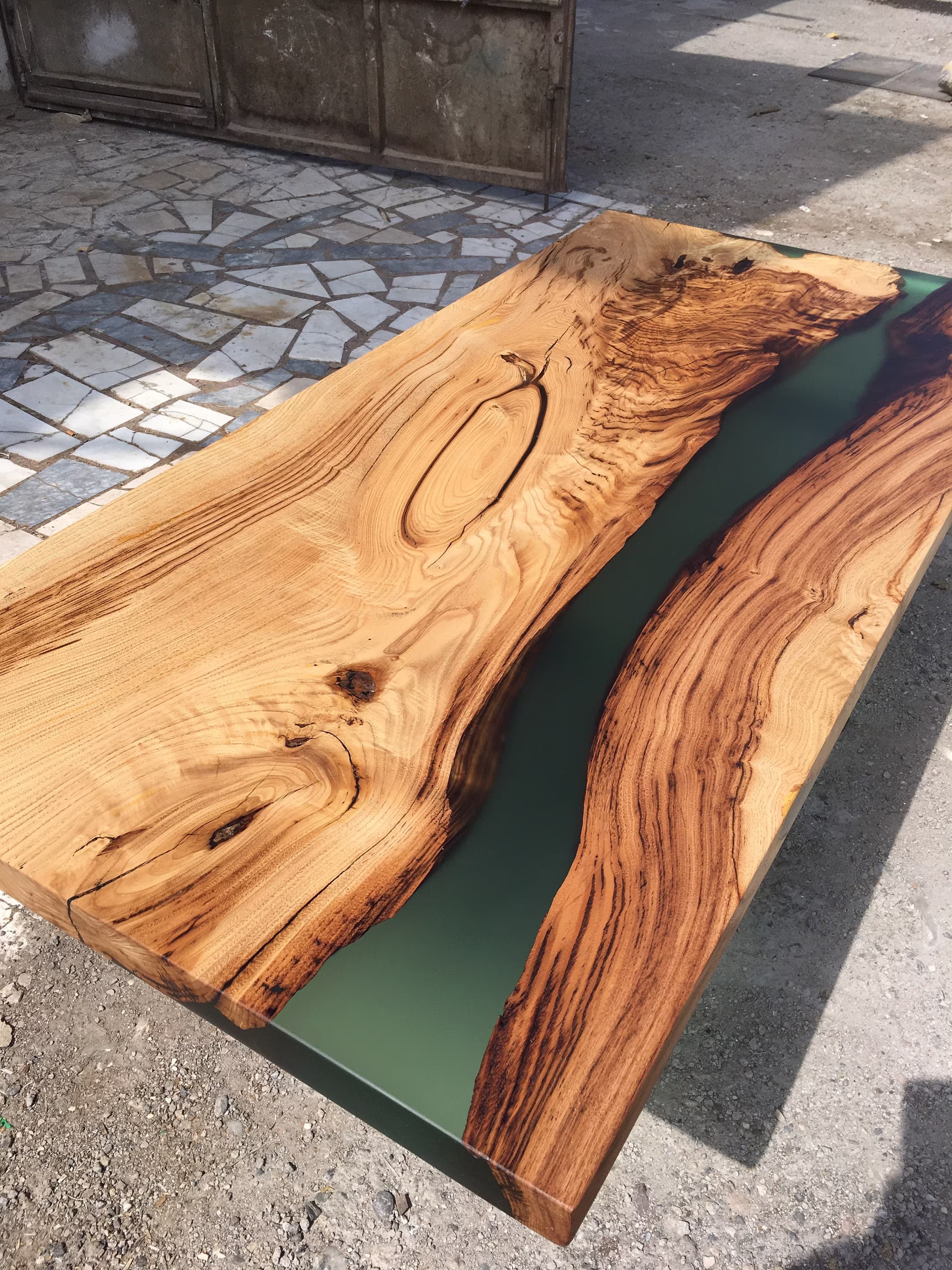 Custım Epoxy River Coffee Table