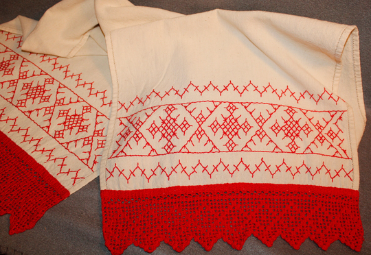 Vintage Embroidered Red & White Table Runner