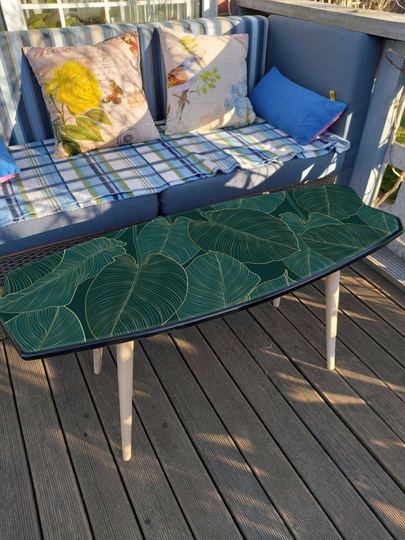 Decorative Green Surf Table With Leaves Pattern Wooden Surfboard Shape Coffee Tropical Botanical Print As Living Room Decor